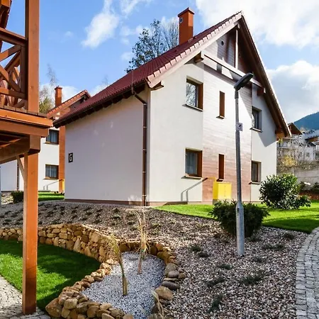 W Karpaczu Sarnia, Sun & Snow * 카르파츠