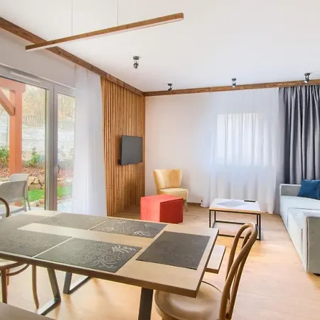 W Karpaczu Sarnia, Sun & Snow * 카르파츠