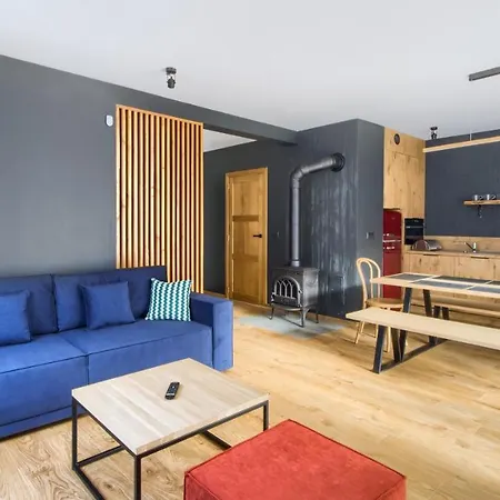 W Karpaczu Sarnia, Sun & Snow * 카르파츠